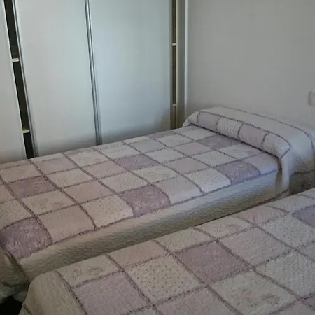 Viveiro, Terraza Grande, 2 2 Banos, Piscinas, Parking, Tenis, Club Social * Jove