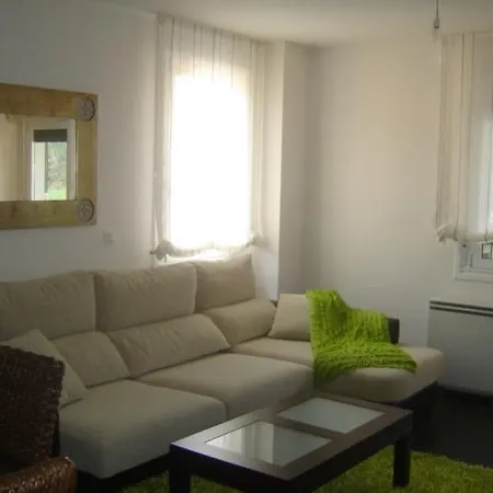 Apartment Viveiro, Terraza Grande, 2 2 Banos, Piscinas, Parking, Tenis, Club Social